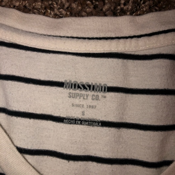 Black and white shirt - Picture 3 of 3